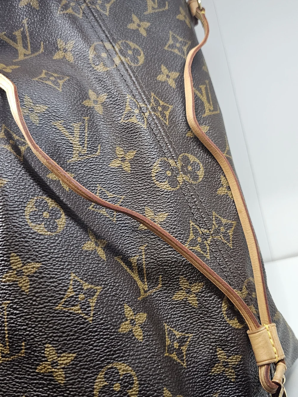 Louis Vuitton Neverfull GM Monogram Canvas Tote Bag in Brown